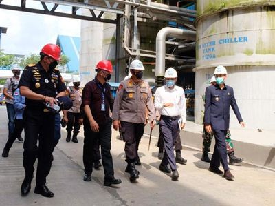 Kapolda Riau Cek Kilang Minyak Goreng di Dumai