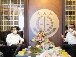 Duo Pimpinan IKN Nusantara Sowan ke Jaksa Agung, Bahas Apa?