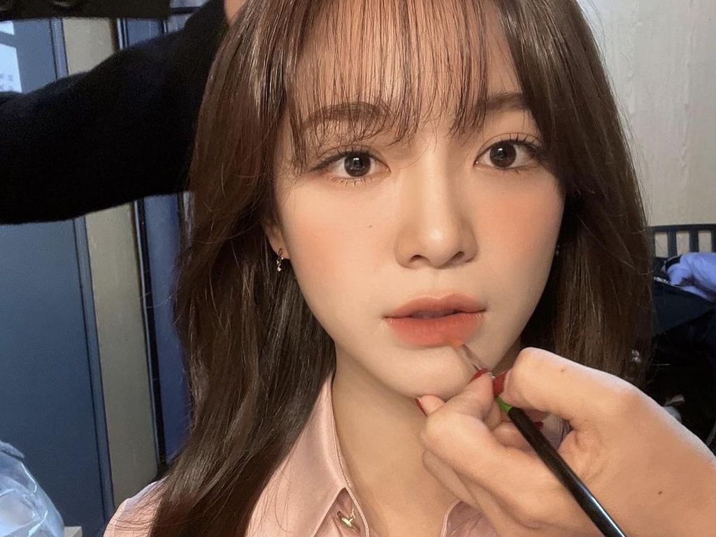 Pesona Kim Sejeong, Bintang Drakor A Business Proposal, Emma Stone Korea Pesona Kim Sejeong, Bintang Drakor A Business Proposal, Emma Stone Korea