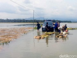 Snapshots: 3 Hari Belum Surut, Begini Kondisi Terkini Banjir Purworejo