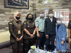 Kejari Pekanbaru Setor Rp 800 Juta ke Kas Negara dari Denda Koruptor