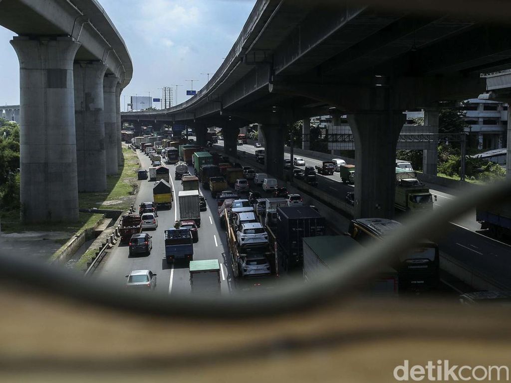 Diprediksi Lebih dari 2,5 Juta Mobil Mudik via Tol, Puncaknya Mulai 25 April 2022