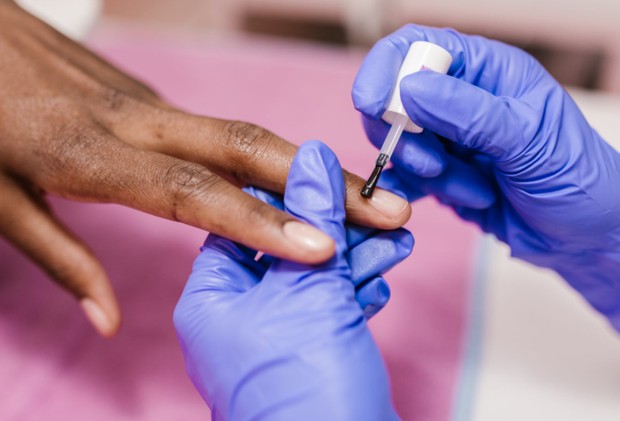 Melembapkan Area Kutikula