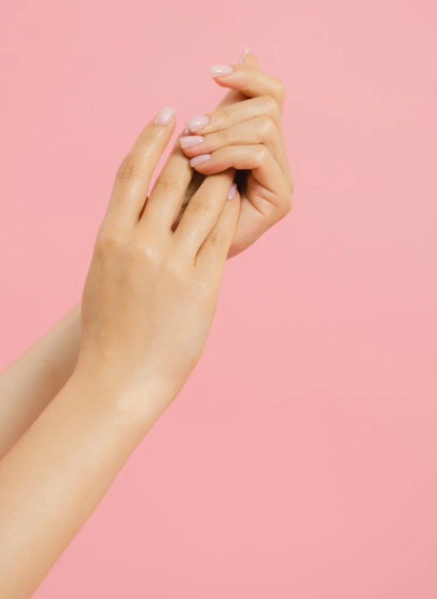 Menjaga Kuku Bersih dan Kering