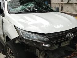 Polisi Ungkap Penyebab Mobil Tabrak Pembatas Busway Dekat Bundaran HI
