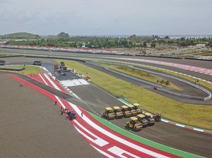 Jelang MotoGP Mandalika, Aspal Sirkuit Siap Enggak Nih? Jelang MotoGP Mandalika, Aspal Sirkuit Siap Enggak Nih?