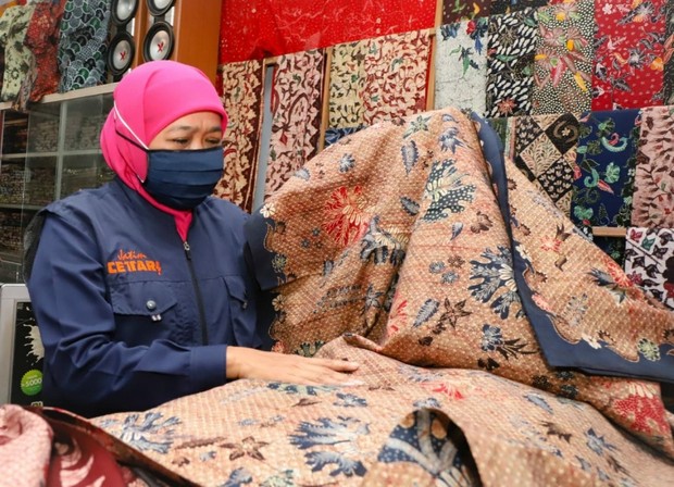 Batik Gentongan menjadi syarat utama pernikahan adat Madura
