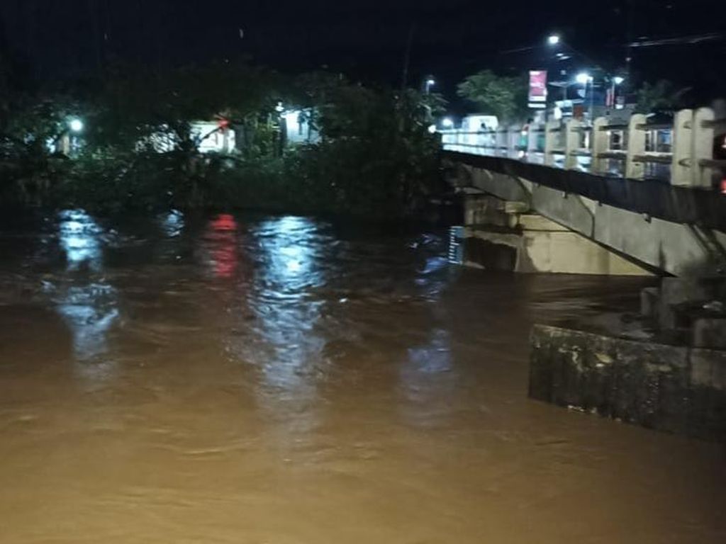 Update Bencana Klaten, Tanggul Sungai Jebol Rendam 30 Ha Sawah