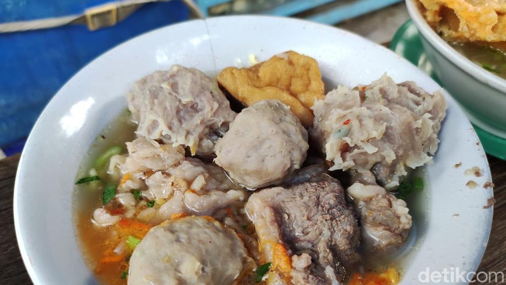 Gurih Kenyal Bakso Mas Ipul Langganan Anies Baswedan Gurih Kenyal Bakso Mas Ipul Langganan Anies Baswedan