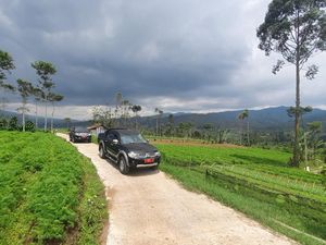 Ada Jalan Usaha Tani, Petani di Cisurupan Tak Perlu Manggul Lagi