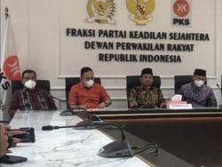 F-PKS DPR Usul Hak Angket Terkait Minyak Goreng Langka-Mahal