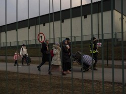 PBB: Hampir 4,2 Juta Orang Tinggalkan Ukraina Imbas Invasi Rusia