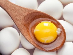 Apakah Kuning Telur Menyebabkan Kolesterol Tinggi? Dokter Gizi Bilang Gini