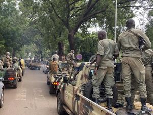 Mali Tangguhkan Siaran Radio-Televisi Prancis Mali Tangguhkan Siaran Radio-Televisi Prancis