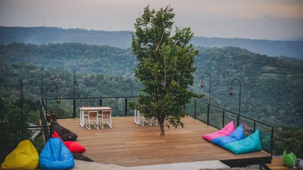Obelix Hills, Destinasi untuk Bersantai sambil Nikmati Alam Yogyakarta