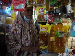 Pedagang di Mojokerto Kesulitan Stok Minyak Goreng, Pelanggan Lari