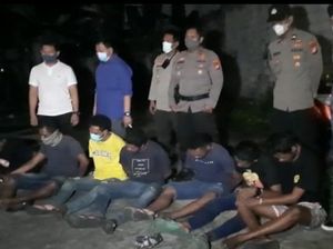 Polisi Acak-acak Kampung Ambon, 7 Bandar Narkoba Ditangkap! Polisi Acak-acak Kampung Ambon, 7 Bandar Narkoba Ditangkap!