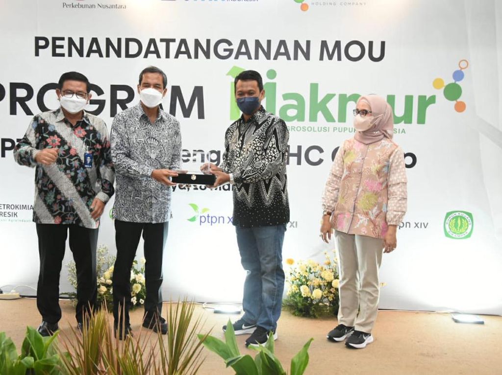 Pupuk Indonesia & PTPN Buat Program Pendampingan bagi Petani Tebu