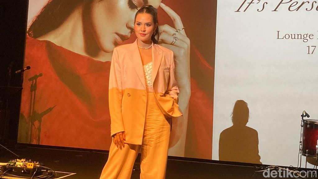 Raisa Rilis Its Personal, Album tentang Kegelisahan Hati Raisa Rilis Its Personal, Album tentang Kegelisahan Hati