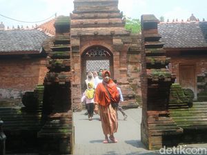 Jelang Ramadan, Makam Sunan Kudus Ramai Didatangi Peziarah Jelang Ramadan, Makam Sunan Kudus Ramai Didatangi Peziarah