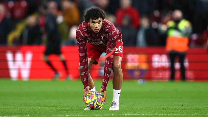 LIVERPOOL, ENGLAND - FEBRUARY 23: Trent Alexander-Arnold of Liverpool warms up prior to the Premier League match between Liverpool and Leeds United at Anfield on February 23, 2022 in Liverpool, England. (Photo by Clive Brunskill/Getty Images)