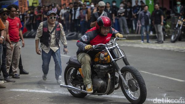 Bukan Mandalika, Motor-motor Klasik ini Balapan di Ancol