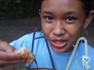 Kerap Pakai Anting Sayuran-Hanger, Ini Alasan Bunga Monggo Maem Salsabila