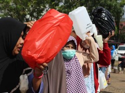 Tak Punya Kupon, Emak-emak di Pontianak Kecewa Gagal Beli Minyak Goreng Murah