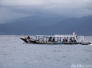 Nekat Renang dari Gili Trawangan ke Gili Meno, Turis Prancis Hilang! Nekat Renang dari Gili Trawangan ke Gili Meno, Turis Prancis Hilang!