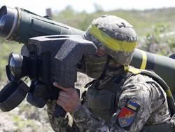 Senjata Apa Saja yang Diberikan AS ke Ukraina?