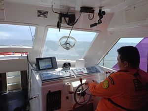 Kapal Kayu Pembawa 89 PMI Ilegal Karam di Perairan Sumut, 2 Tewas Kapal Kayu Pembawa 89 PMI Ilegal Karam di Perairan Sumut, 2 Tewas