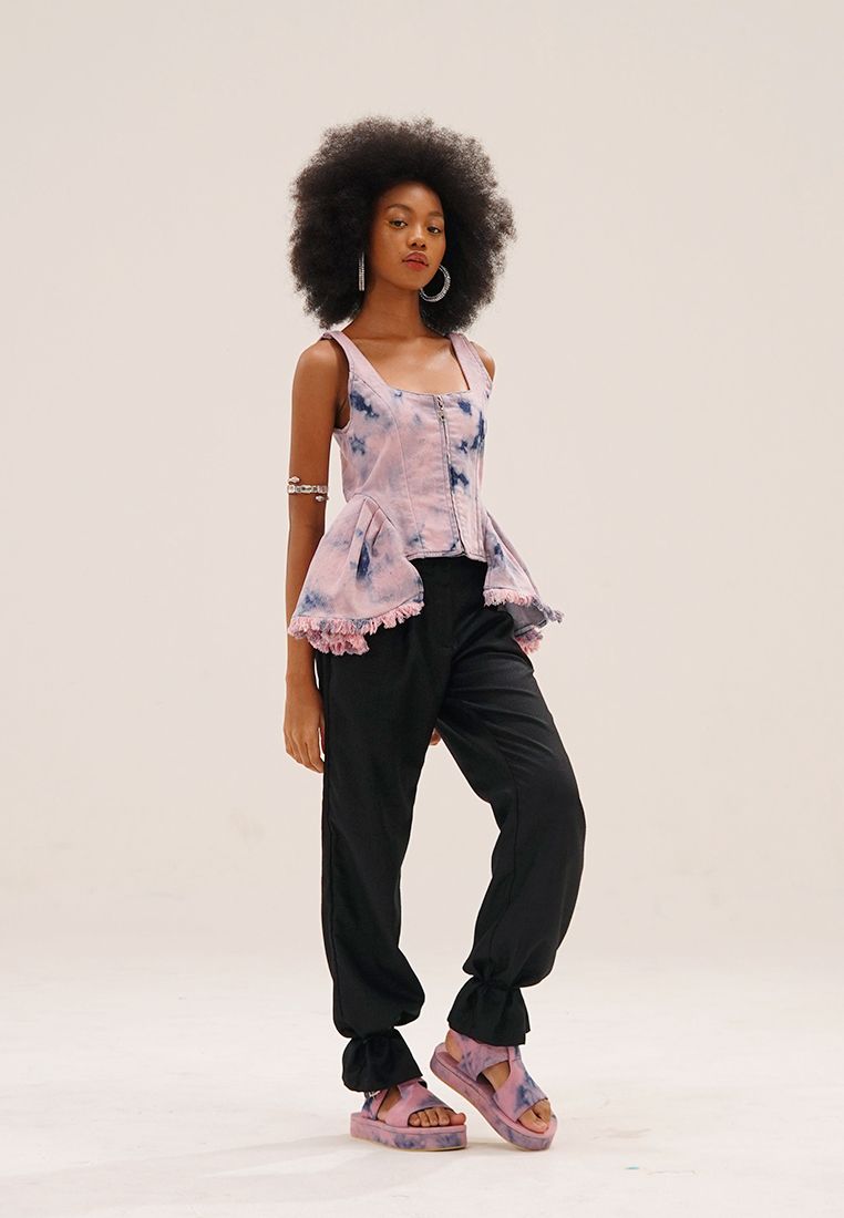 Koleksi Wearstatuquo