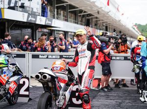 Torehan Sejarah Mario Aji di Moto3 Mandalika Torehan Sejarah Mario Aji di Moto3 Mandalika