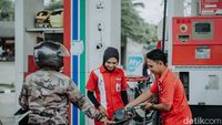 10 Foto Momen Prewedding di SPBU yang Viral Dikomentari Erick Thohir & Ahok