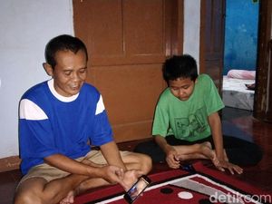 Aneh tapi Nyata: Jejak Mistis di Balik Remaja Keluarkan Semut-Kertas dari Telinga