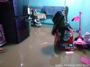 Hujan Lebat, 40 Rumah di Carita Pandeglang Terendam Banjir