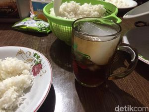 Serba-serbi Mandalika: Es Batu Kok Langka, Haus-haus Serba-serbi Mandalika: Es Batu Kok Langka, Haus-haus