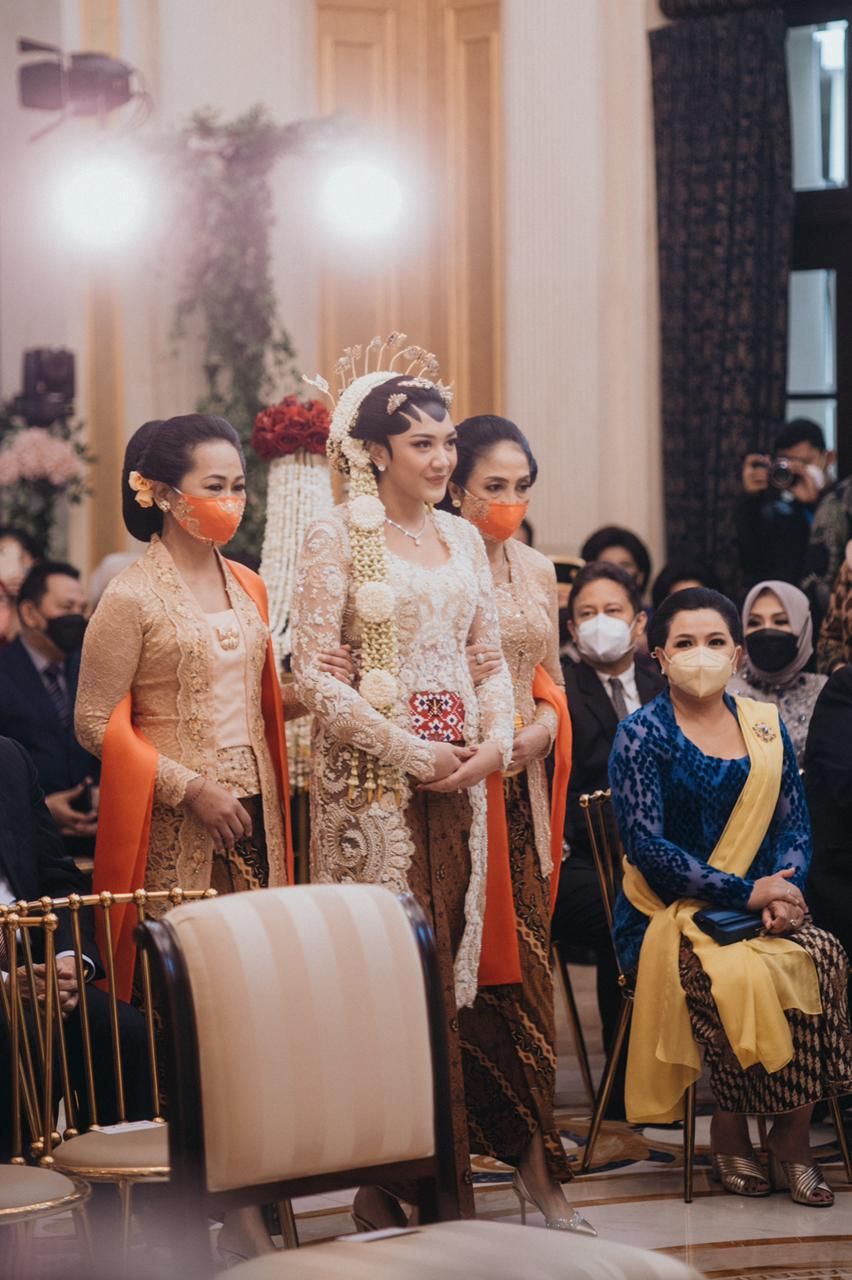 Akad Nikah Putri Tanjung dan Guinandra Jatikusumo digelar di kediaman keluarga Chairul Tanjung, Minggu (20/3/2022).