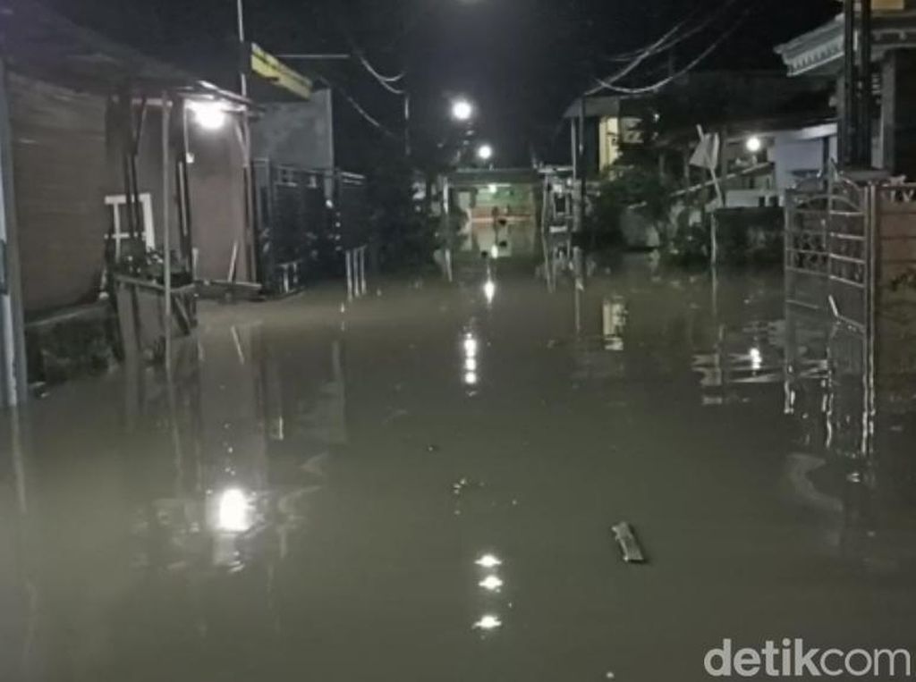 Sekitar 100 Rumah Terendam Banjir Luapan Irigasi di Bojonegoro Selatan