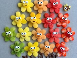 Warna-warni Cantik Buah Potong yang Berbentuk Hewan dan Bunga Warna-warni Cantik Buah Potong yang Berbentuk Hewan dan Bunga