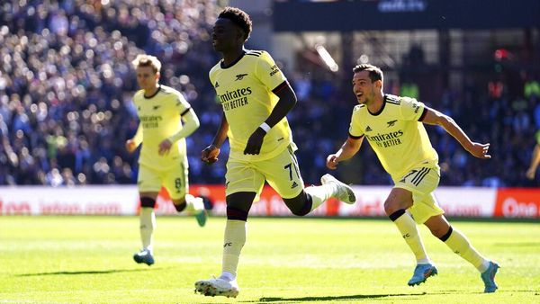 Bukayo Saka Menangkan Arsenal Atas Aston Villa