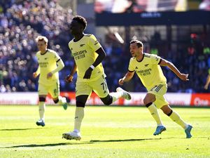 Bukayo Saka Menangkan Arsenal Atas Aston Villa