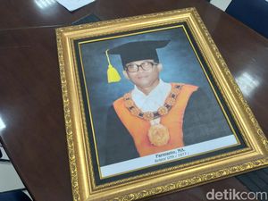 Apa Urusan DI hingga Kirim Tamu untuk Tembak Mati Rektor UNS Parmanto? Apa Urusan DI hingga Kirim Tamu untuk Tembak Mati Rektor UNS Parmanto?
