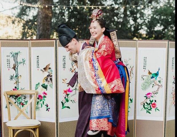 Pakaian adat pernikahan korea/Pinterest.com/Michelle Isabel