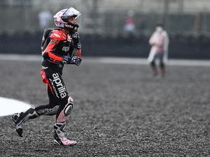 Mengingat Cerita Aleix Espargaro yang Kaget dengan The Power of Emak-emak