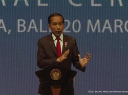Jokowi Beberkan Untungnya RI Tak Pernah Lockdown