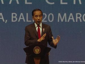 Jokowi Hapus Karantina dari Luar Negeri, tapi Tetap Tes PCR Jokowi Hapus Karantina dari Luar Negeri, tapi Tetap Tes PCR