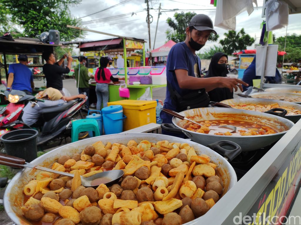 Pusat Jajanan PSB Kelapa Gading