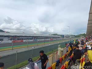 Sirkuit Mandalika Dapat Grade A-Moto GP Pakai Teknologi sampai Pawang Hujan