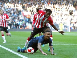 Usai Jadi Penjegal, Kali Ini Southampton Bantu Man City?